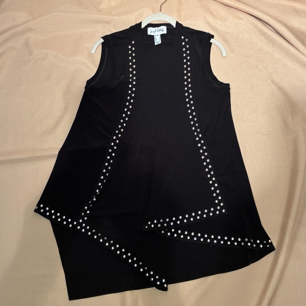 Joseph Ribkoff Tunic length sleeveless top